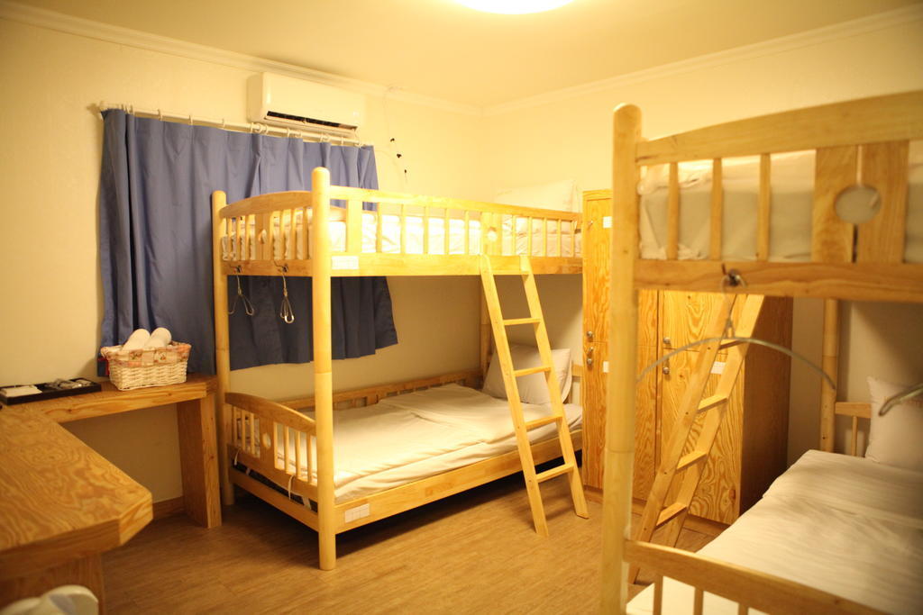 Atti Guesthouse Seoul Bagian luar foto
