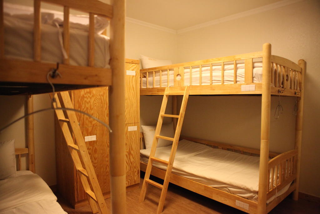 Atti Guesthouse Seoul Bagian luar foto