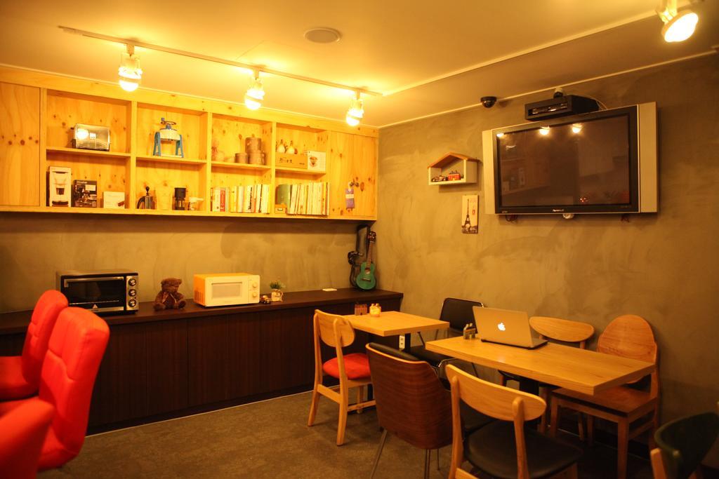 Atti Guesthouse Seoul Bagian luar foto