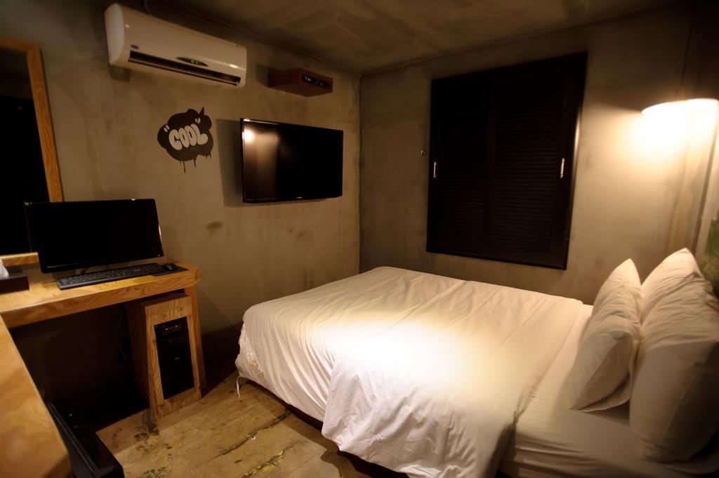 Atti Guesthouse Seoul Bagian luar foto