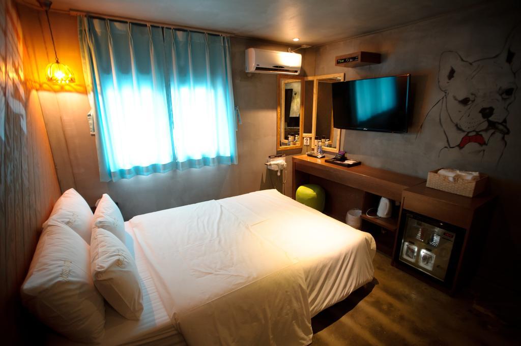 Atti Guesthouse Seoul Bagian luar foto