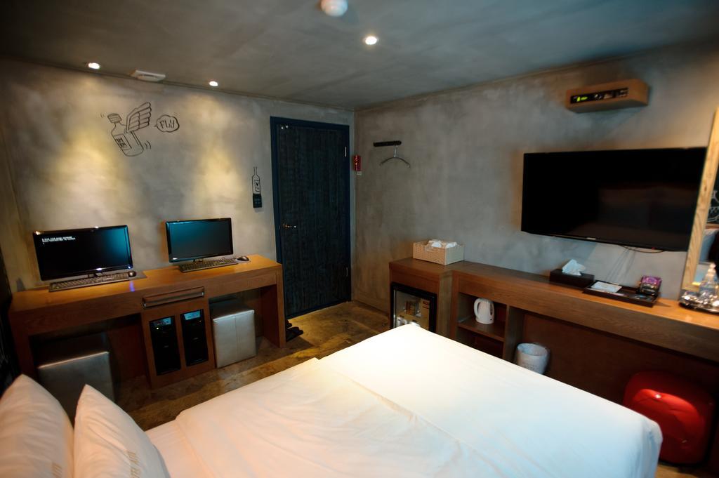 Atti Guesthouse Seoul Bagian luar foto